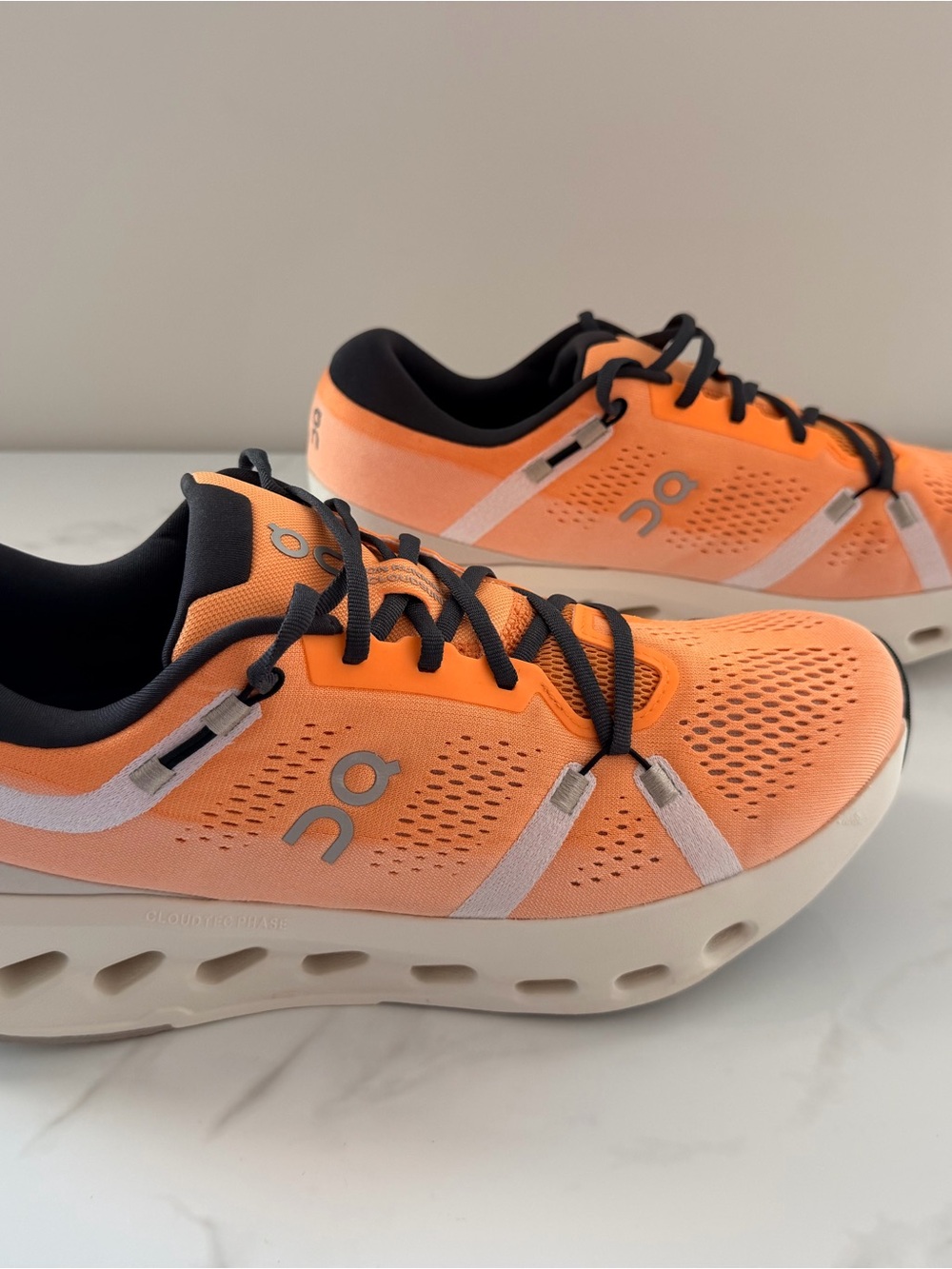On Cloudsurfer 2 Mens Low Top Lace Up Mesh Sneakers Tangerine/Ivory